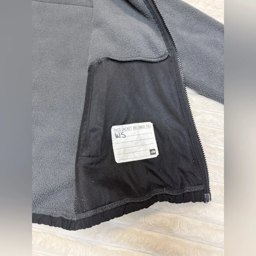 The North Face: Youth Black / Gray / Yellow Fleece Jacket, Size M (10/12)